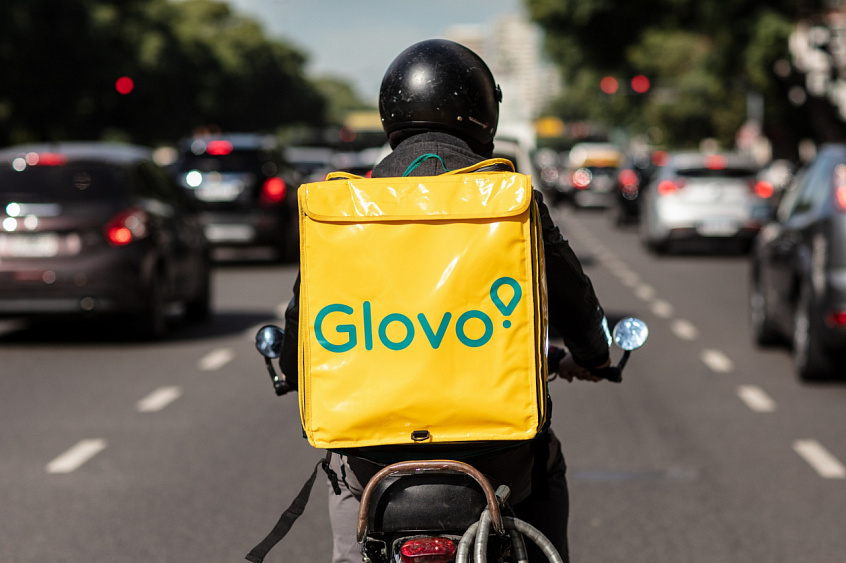 Логотип Glovo